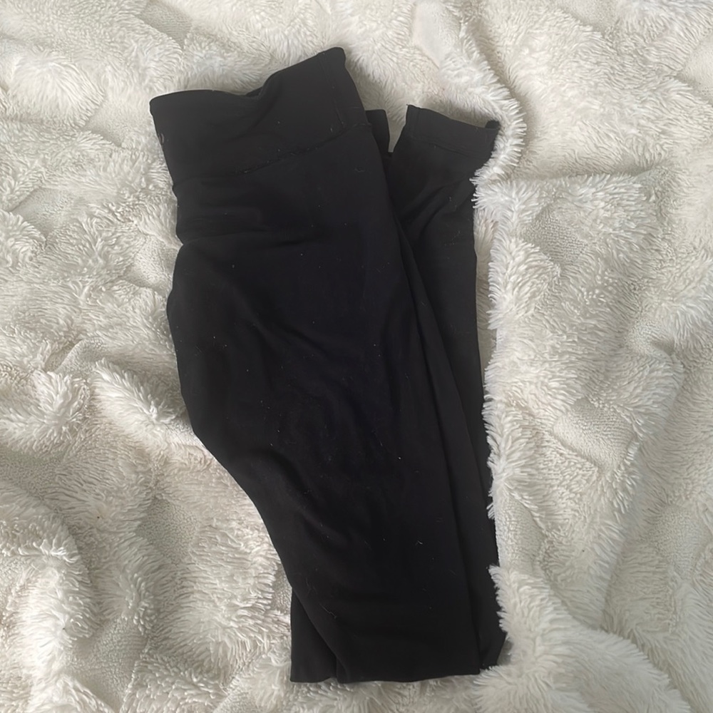 Black lululemon leggings!